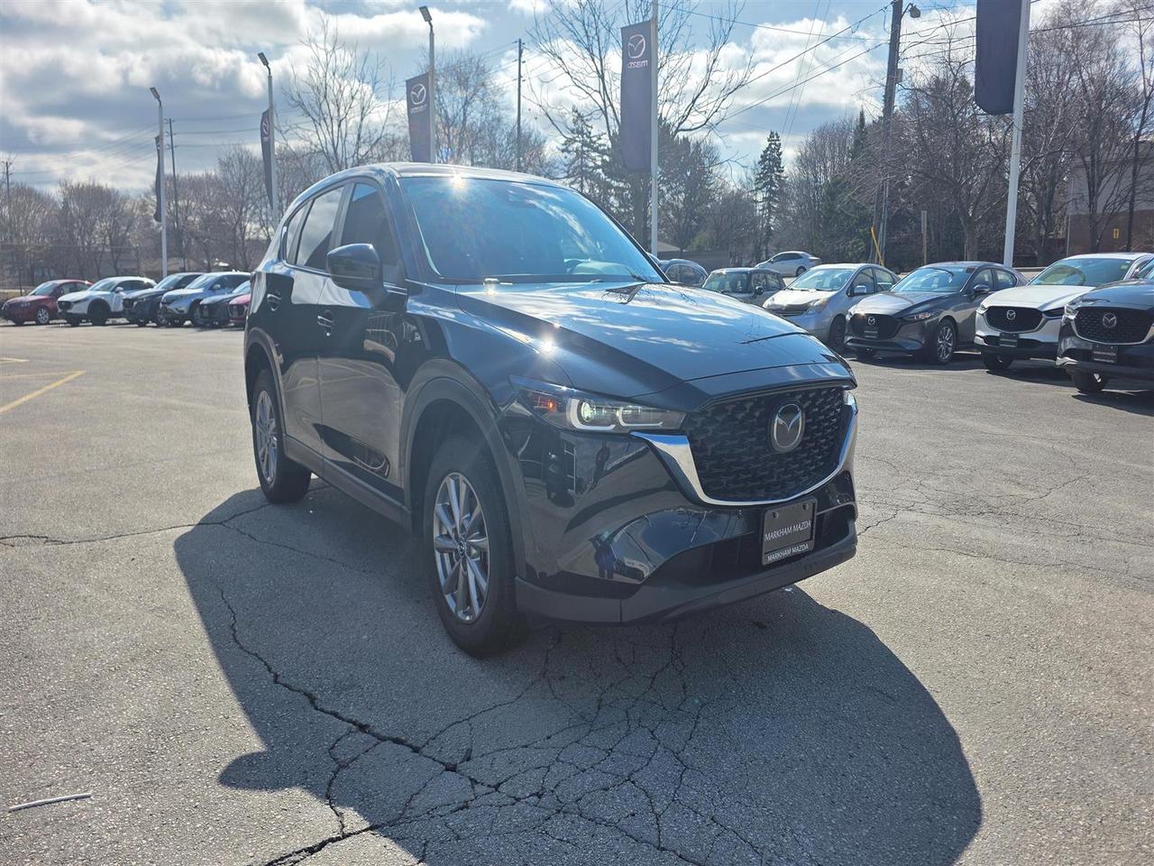 2023 Mazda CX-5 Gs awd new Photo2
