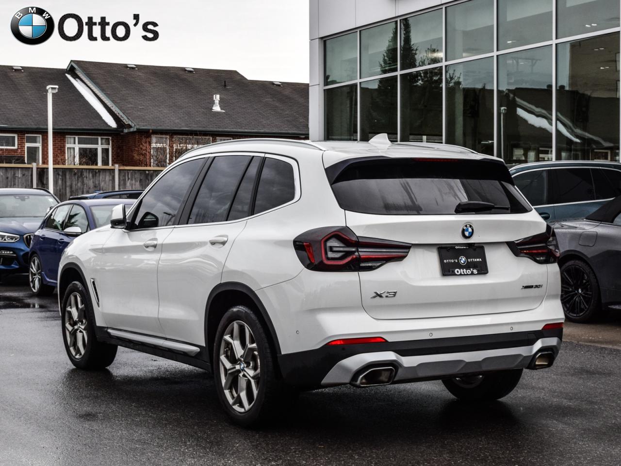2022 BMW X3 xDrive30i Photo3