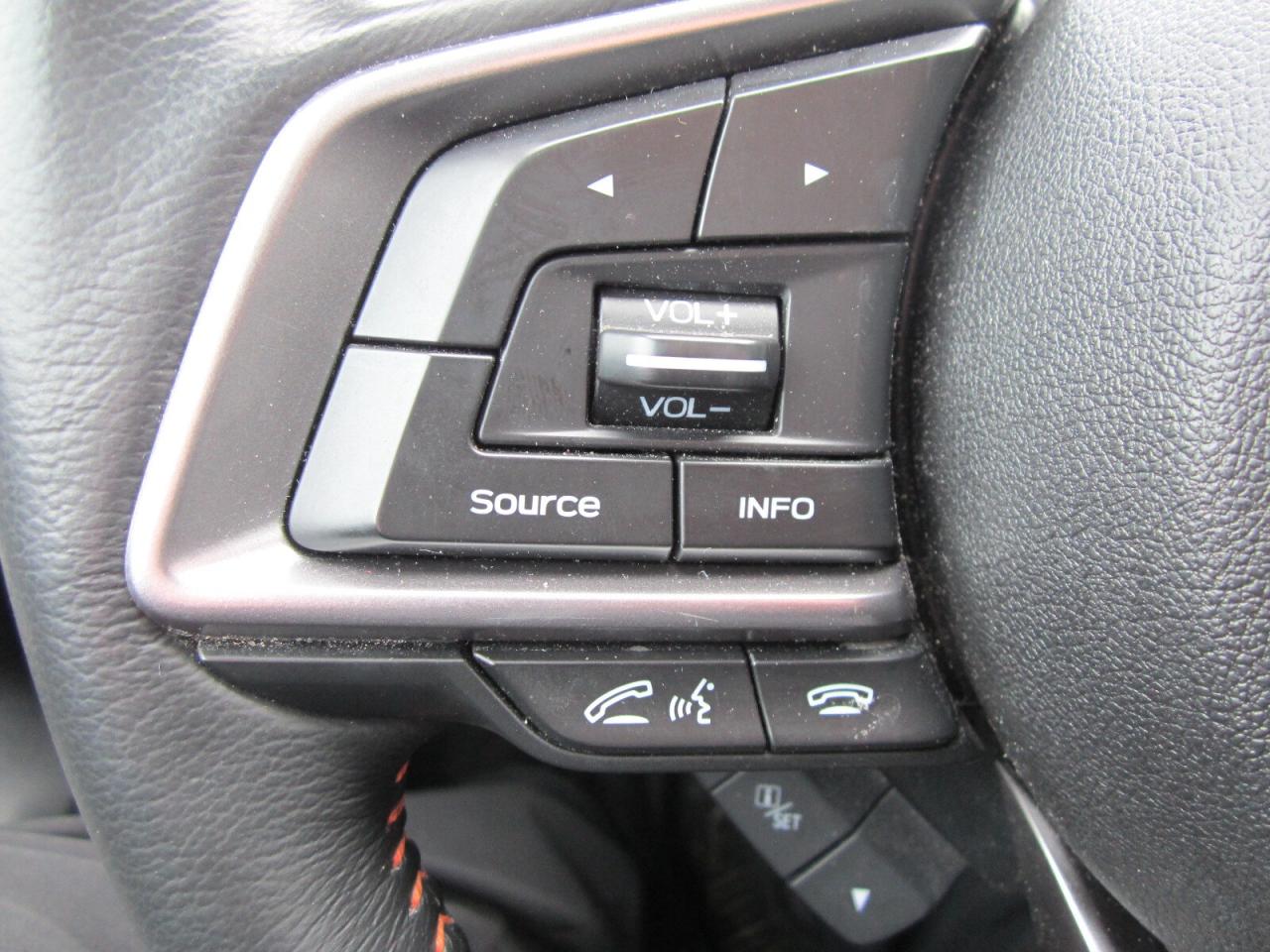 2020 Subaru Crosstrek Sport CVT LOADED SUNROOF ONE OWNER NO ACCIDENTS Photo