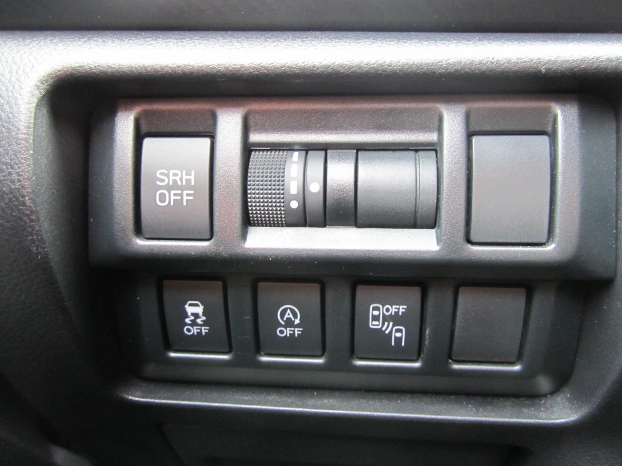 2020 Subaru Crosstrek Sport CVT LOADED SUNROOF ONE OWNER NO ACCIDENTS Photo