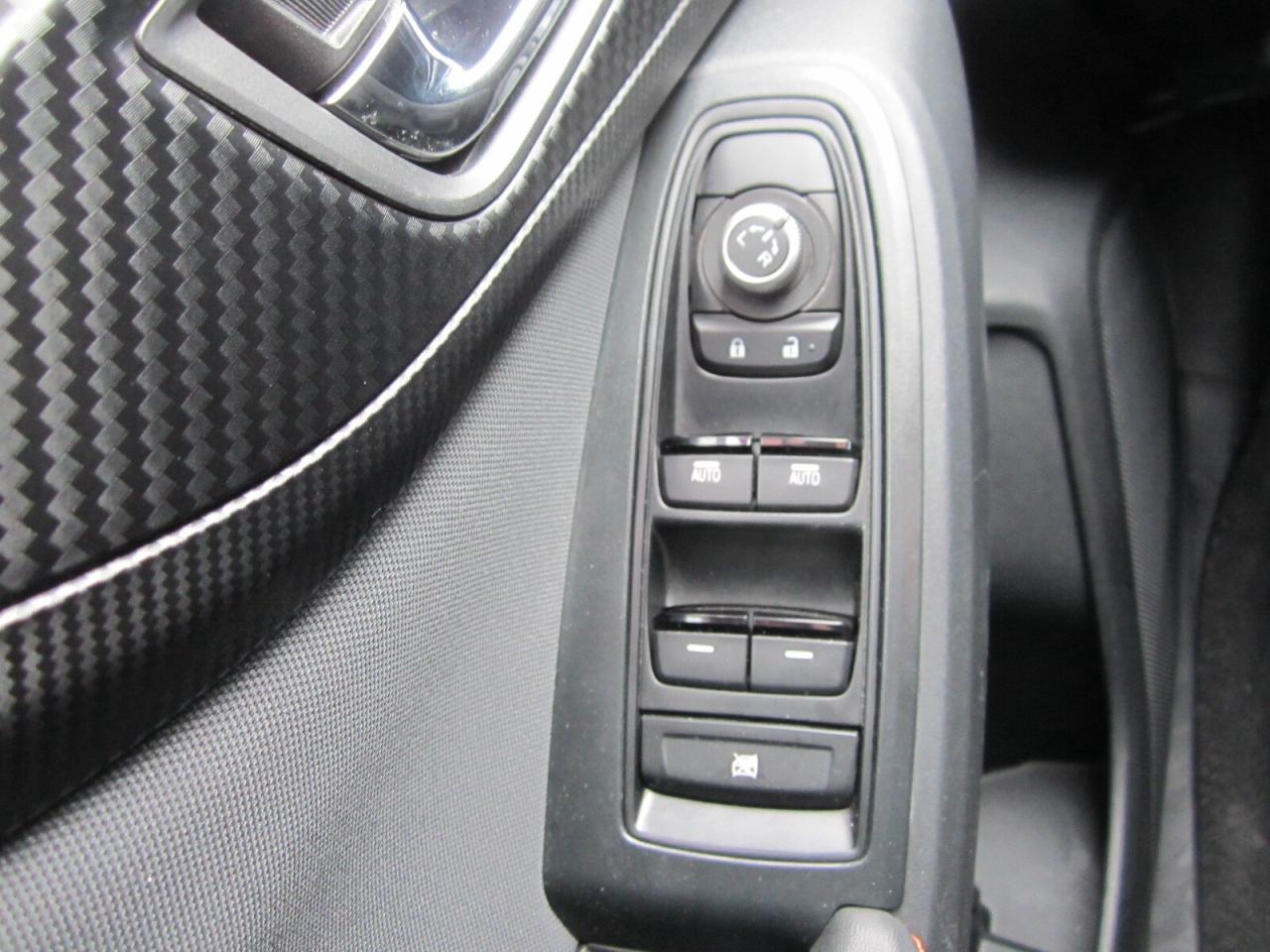 2020 Subaru Crosstrek Sport CVT LOADED SUNROOF ONE OWNER NO ACCIDENTS Photo