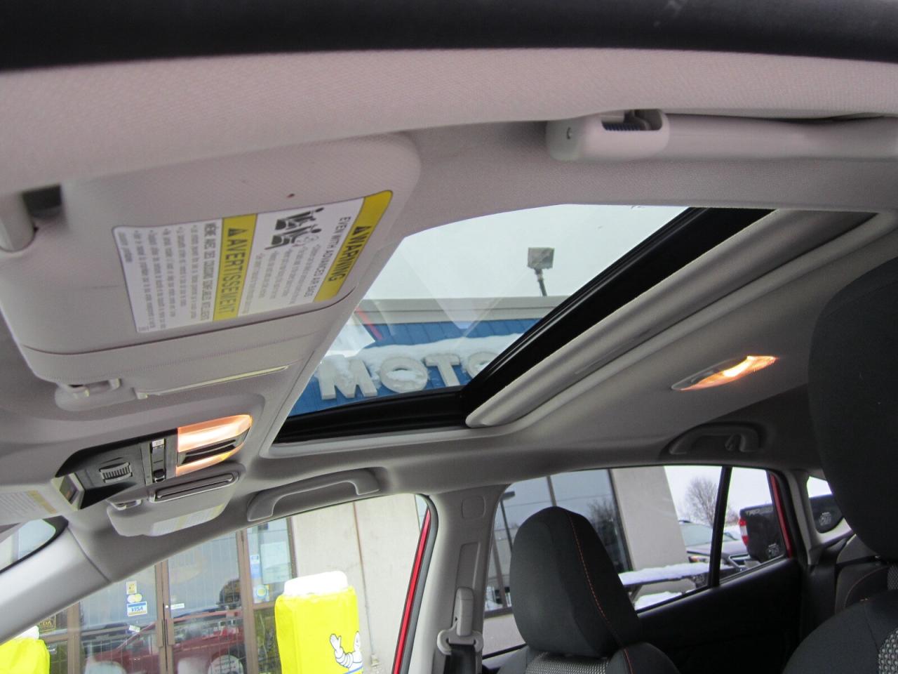 2020 Subaru Crosstrek Sport CVT LOADED SUNROOF ONE OWNER NO ACCIDENTS Photo