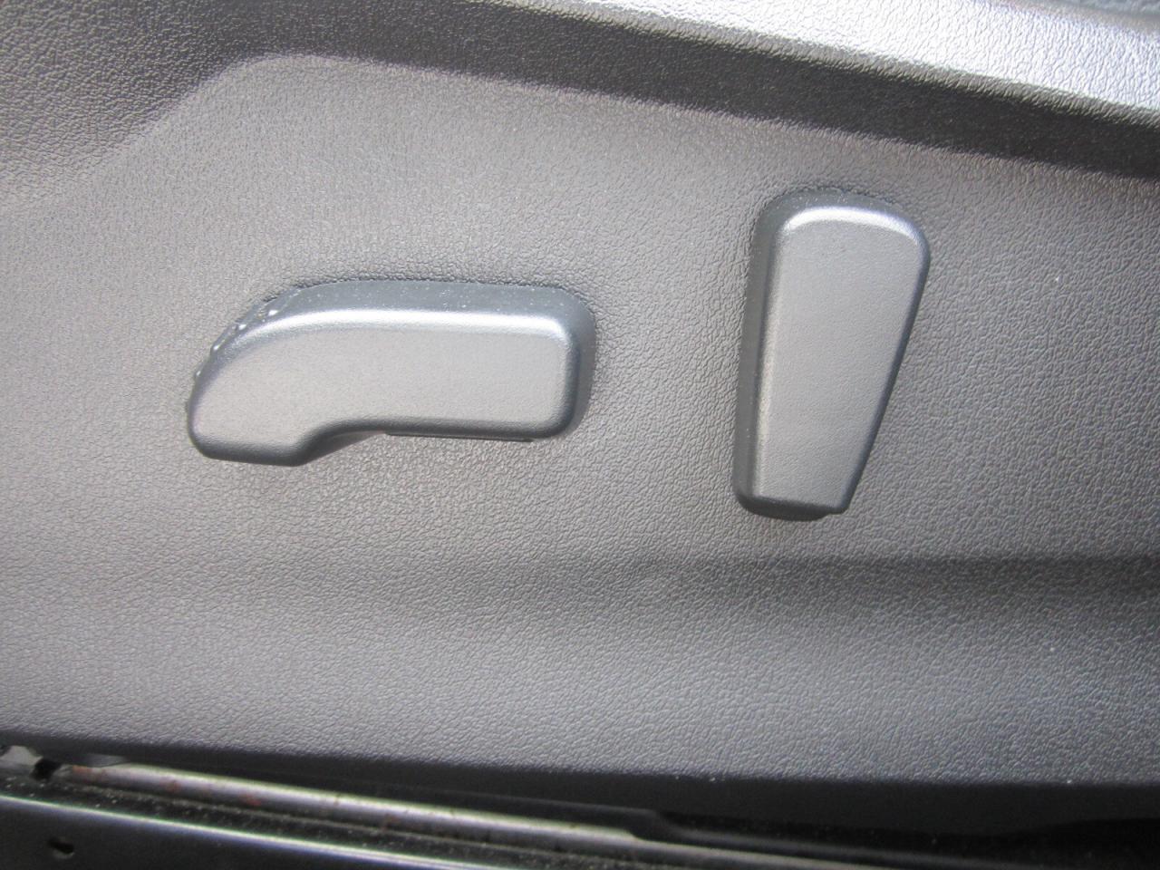 2020 Subaru Crosstrek Sport CVT LOADED SUNROOF ONE OWNER NO ACCIDENTS Photo