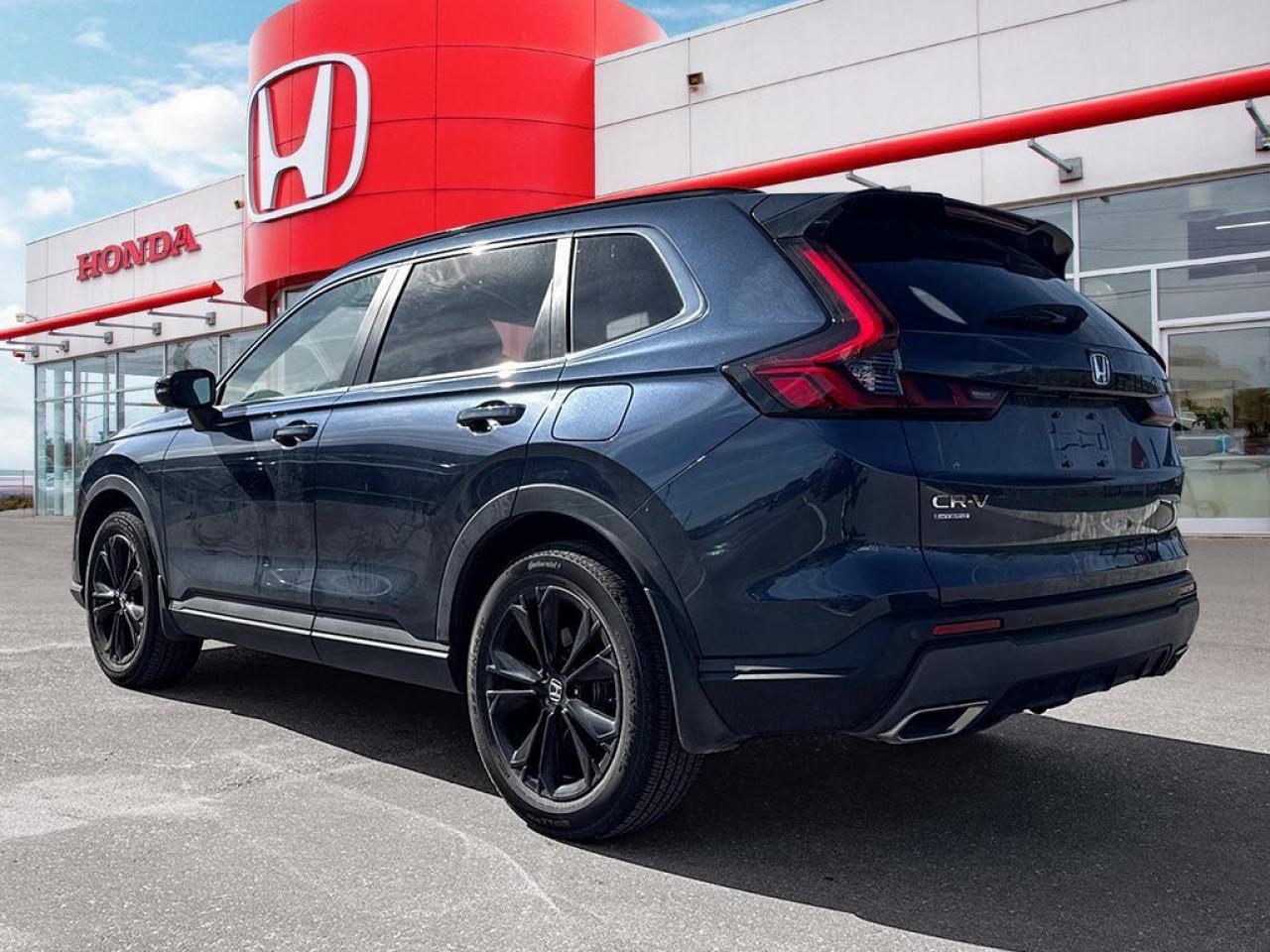 2025 Honda CR-V Hybrid Touring Photo3