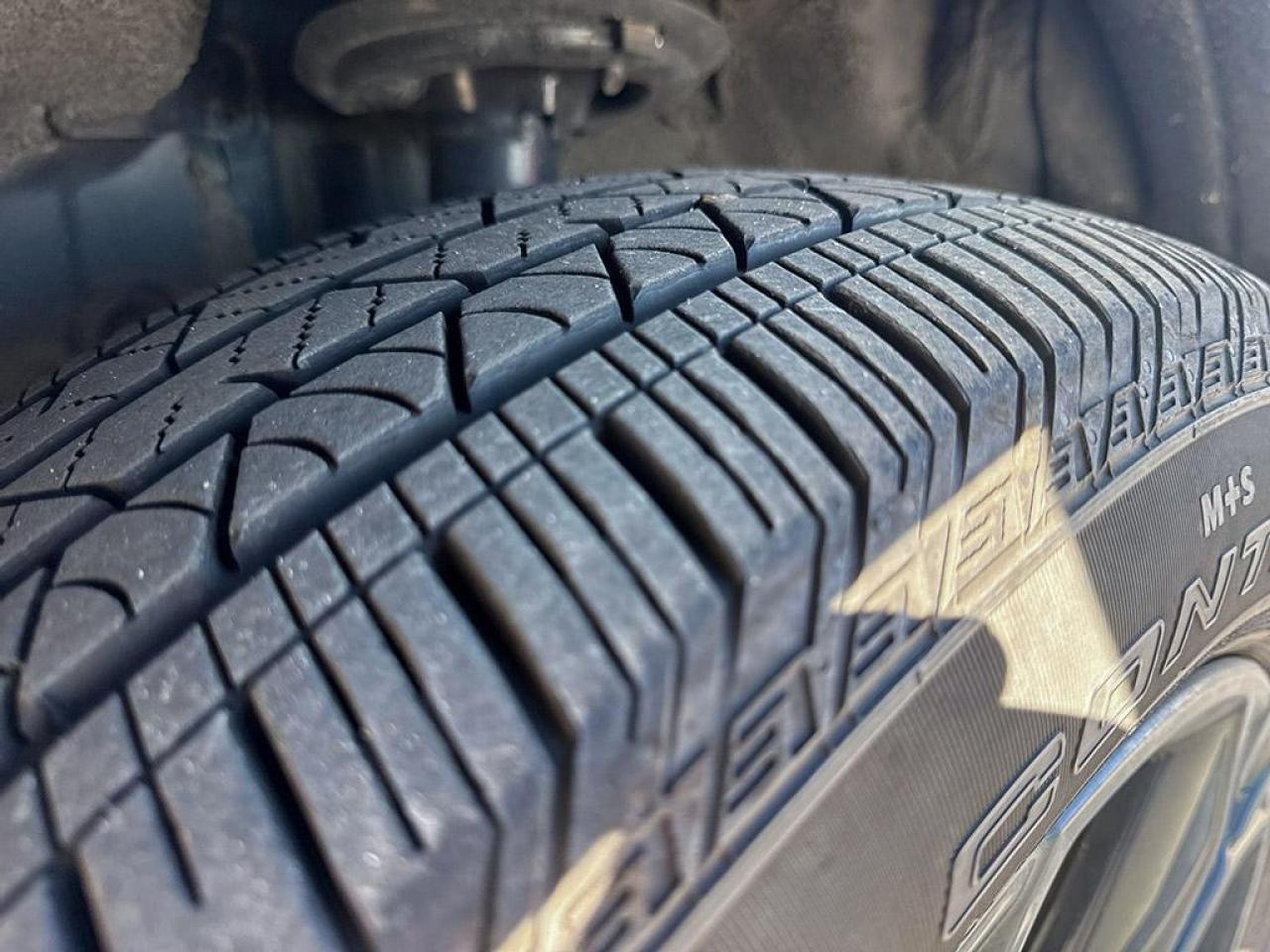 2025 Honda CR-V Hybrid Touring Photo