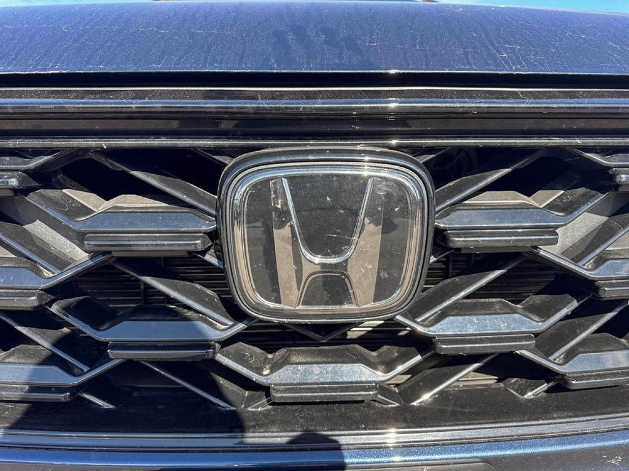 2025 Honda CR-V Hybrid Touring Photo