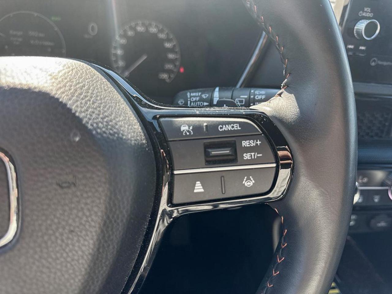 2025 Honda CR-V Hybrid Touring Photo