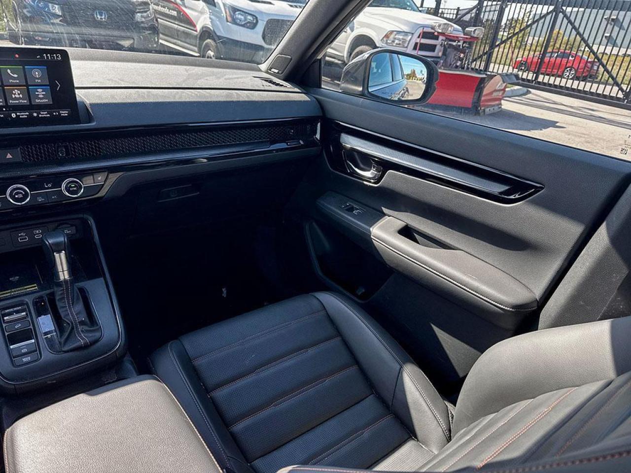 2025 Honda CR-V Hybrid Touring Photo