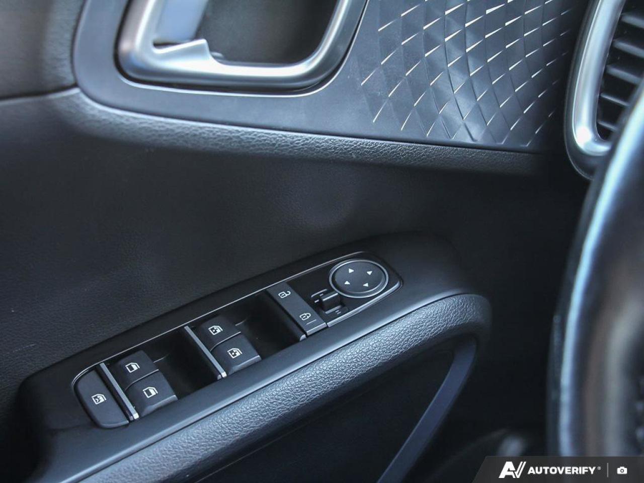 2022 Kia Soul EX   Apple CarPlay   Backup Camera   Heated Seats Photo