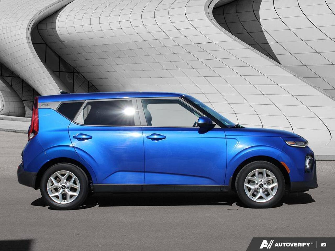 2022 Kia Soul EX   Apple CarPlay   Backup Camera   Heated Seats Photo