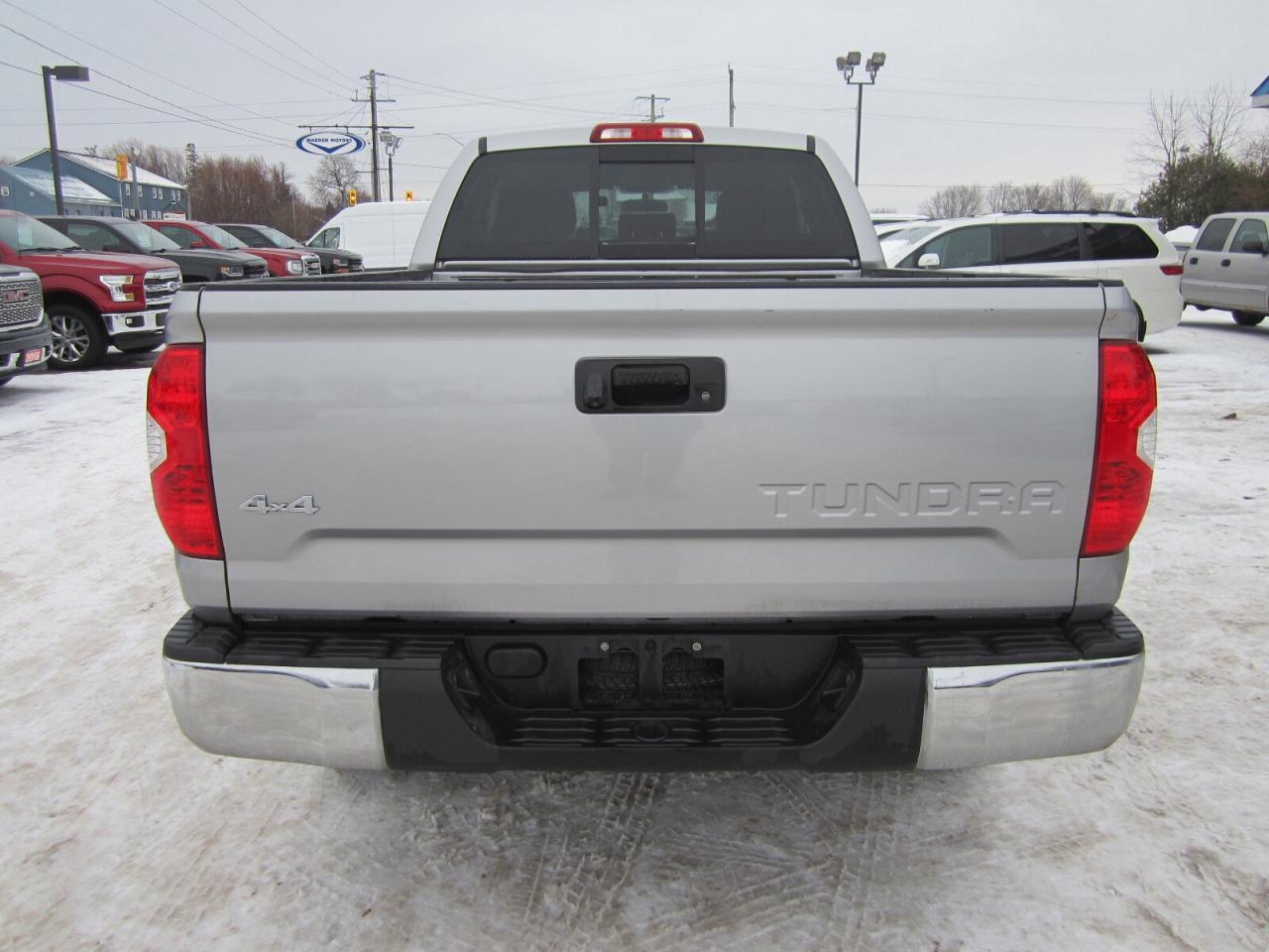 2015 Toyota Tundra 4WD Double Cab 146  4.6L SR5 Photo