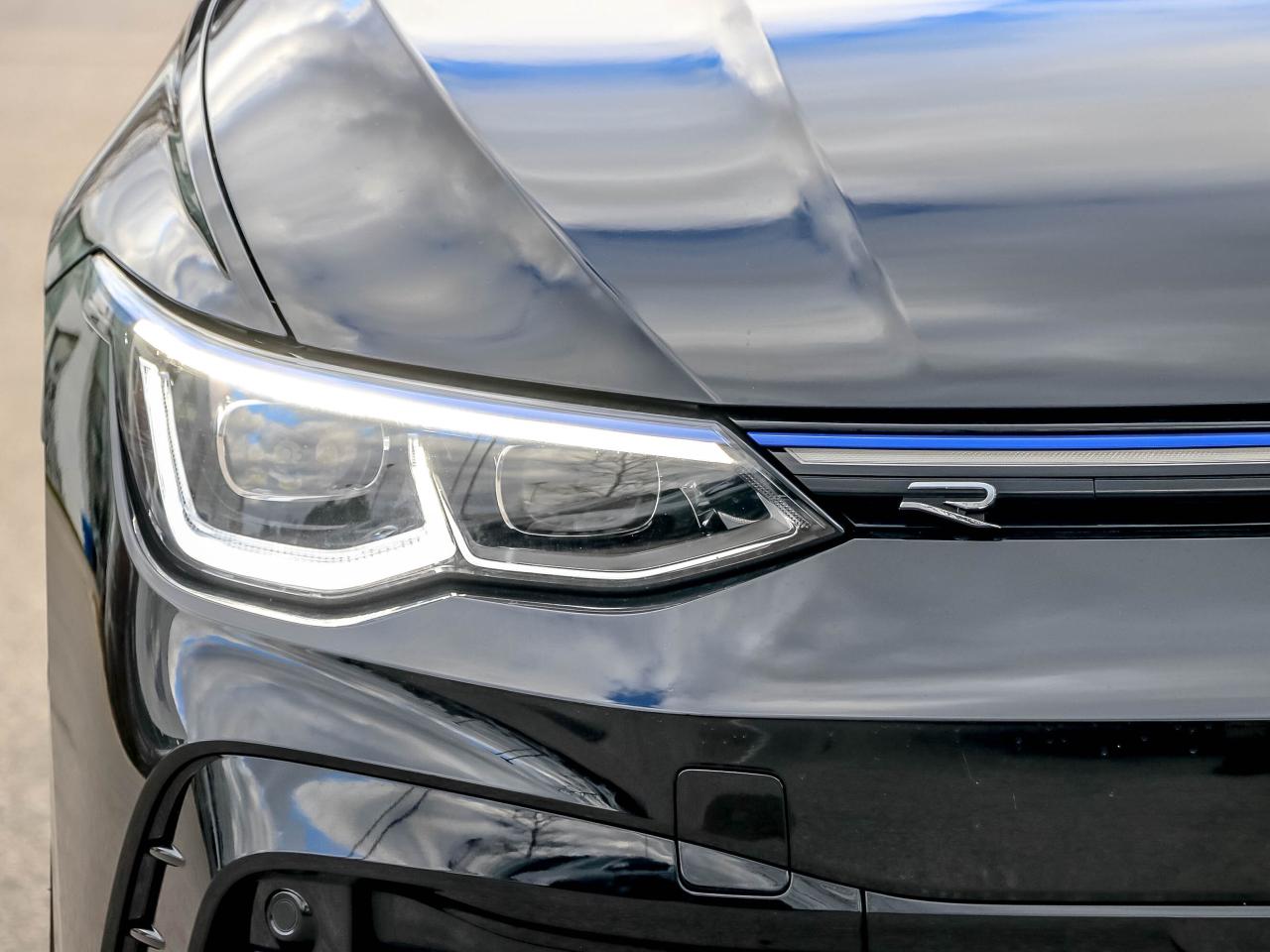 2024 Volkswagen Golf R Manual Photo