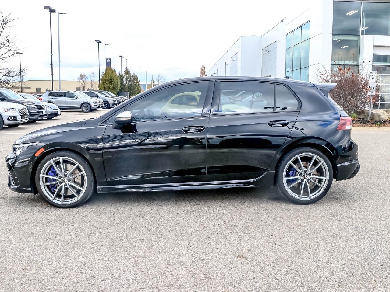 2024 Volkswagen Golf R Manual Photo