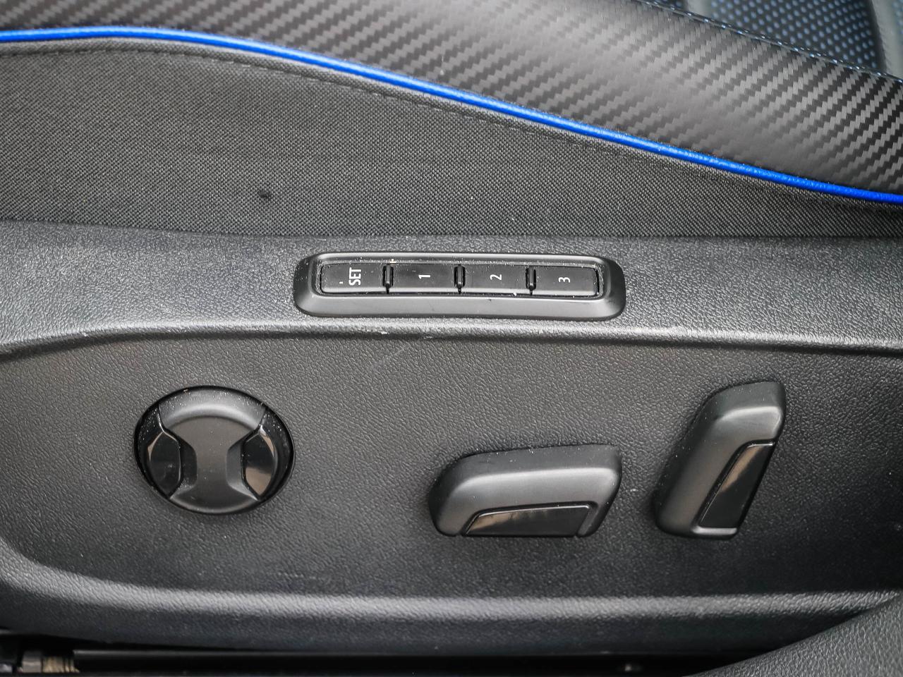 2024 Volkswagen Golf R Manual Photo