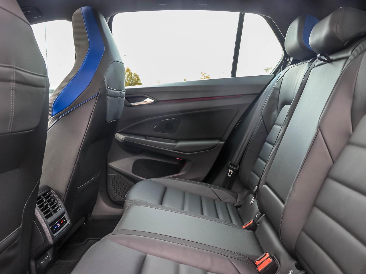 2024 Volkswagen Golf R Manual Photo