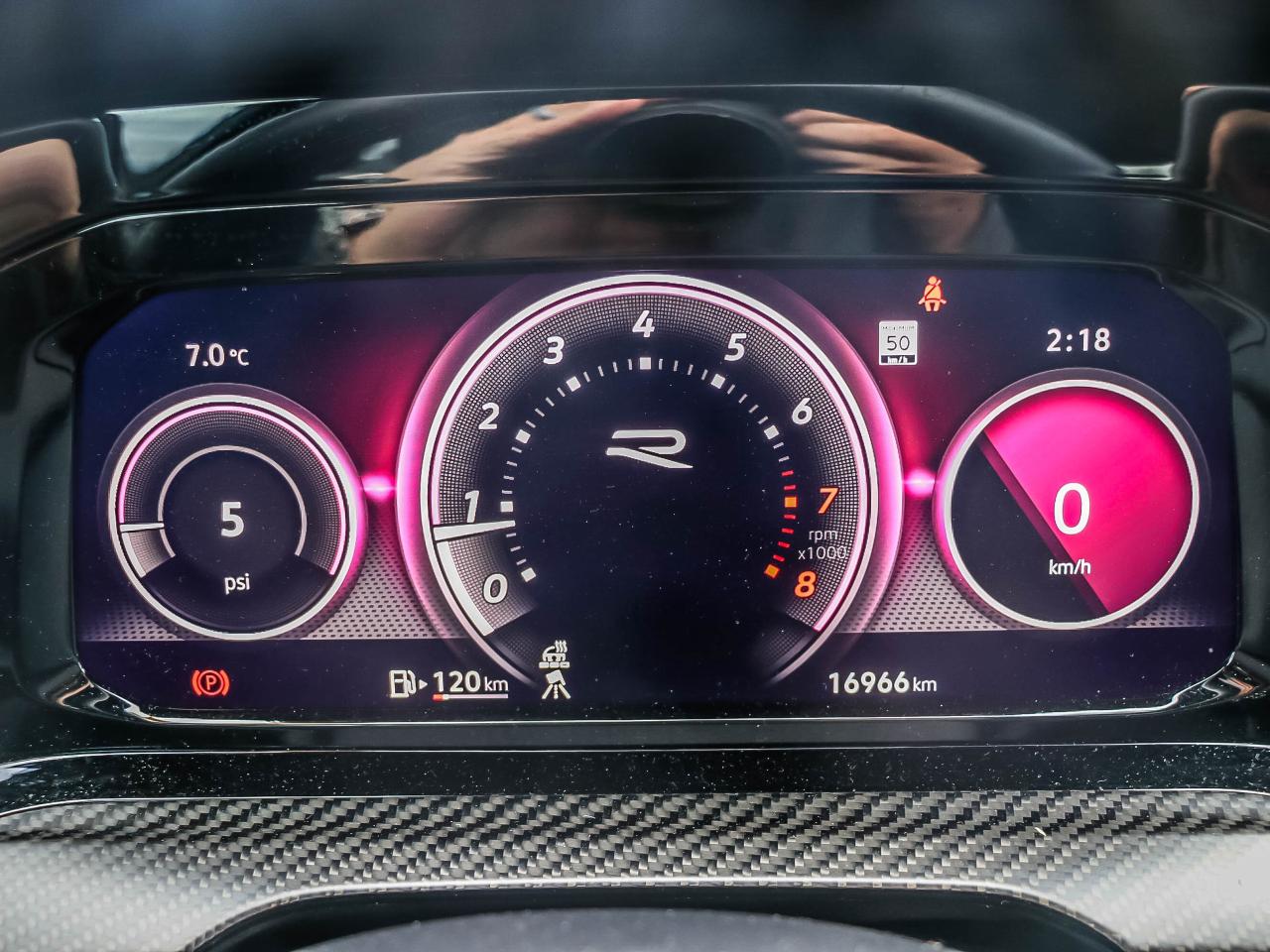 2024 Volkswagen Golf R Manual Photo