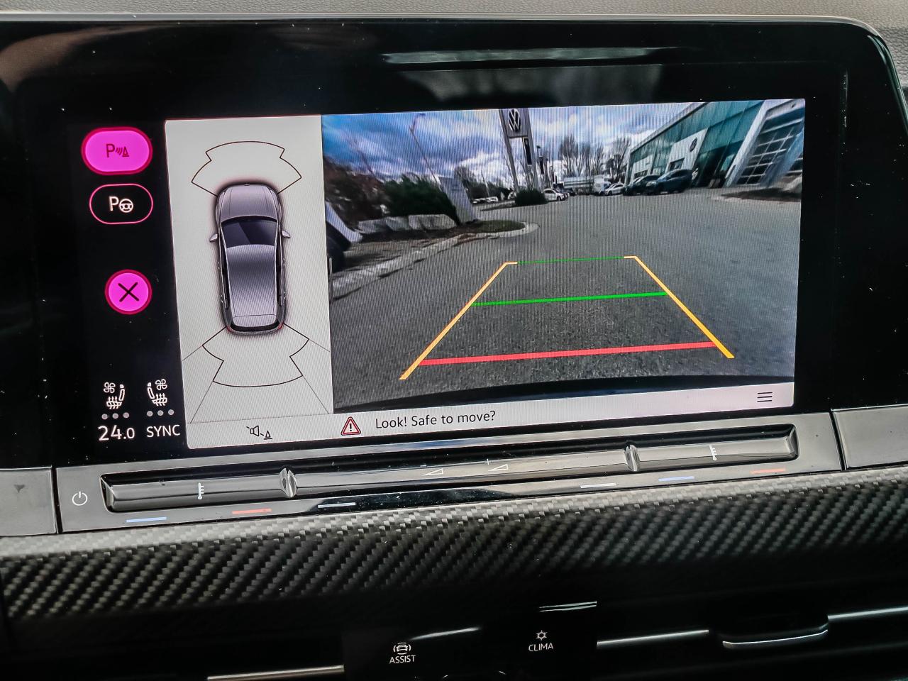 2024 Volkswagen Golf R Manual Photo