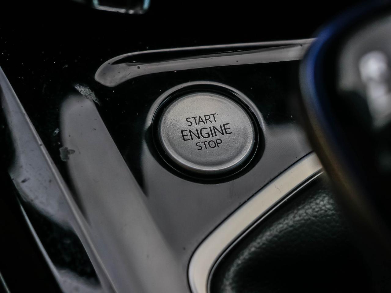 2024 Volkswagen Golf R Manual Photo