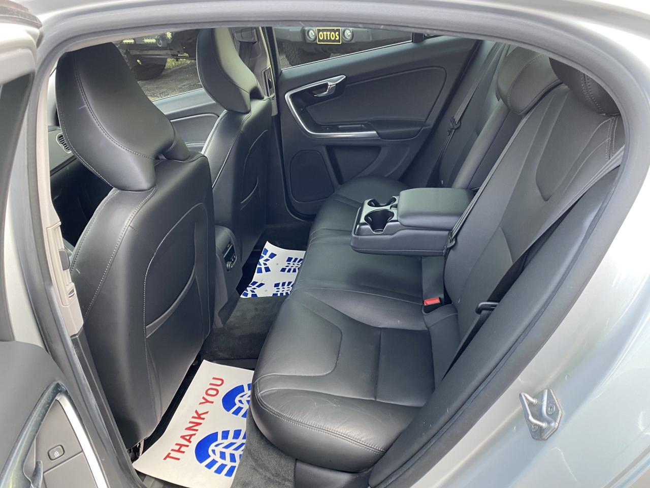 2016 Volvo S60 4dr Sdn T5 Special Edition Premier AWD Photo