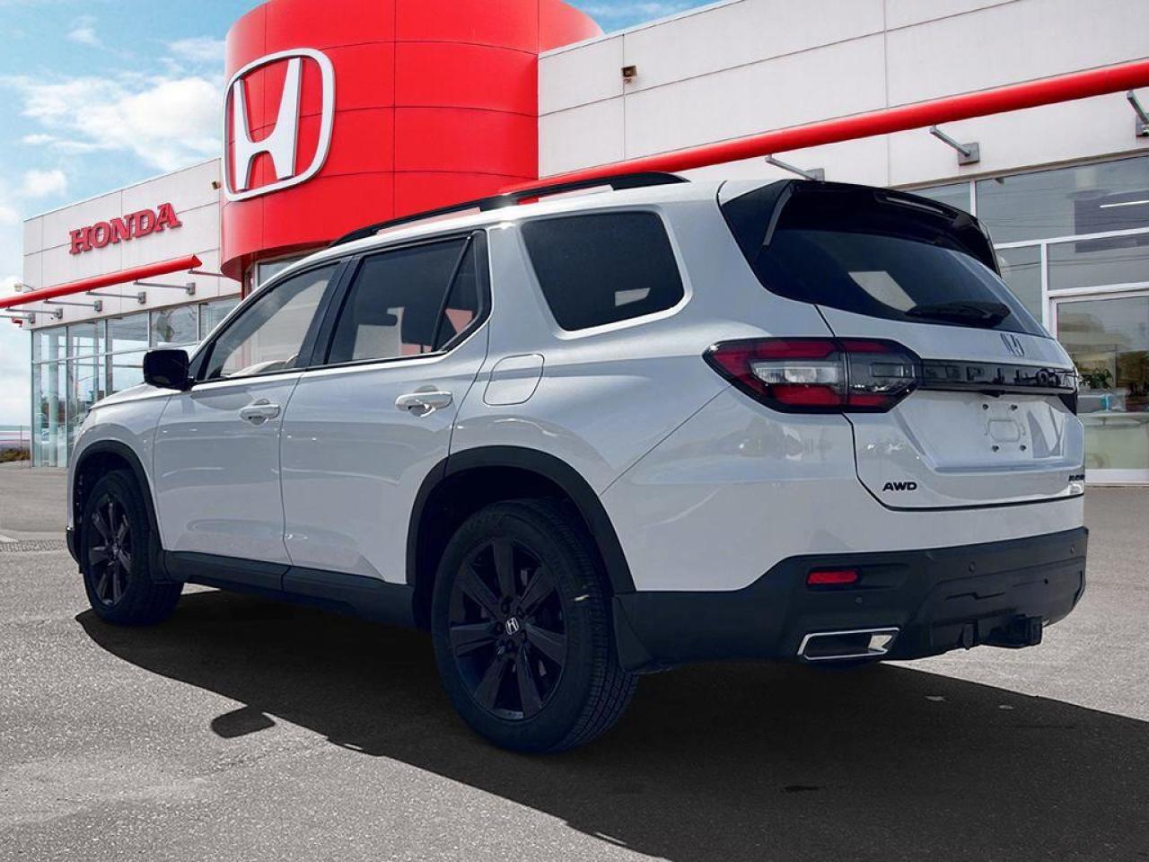 2025 Honda Pilot Black Edition Photo3