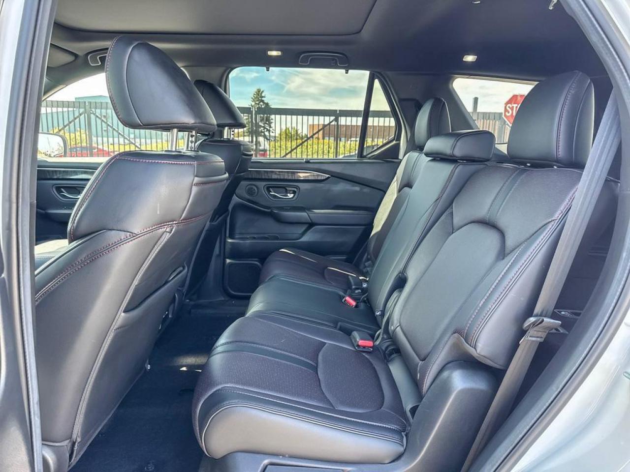 2025 Honda Pilot Black Edition Photo