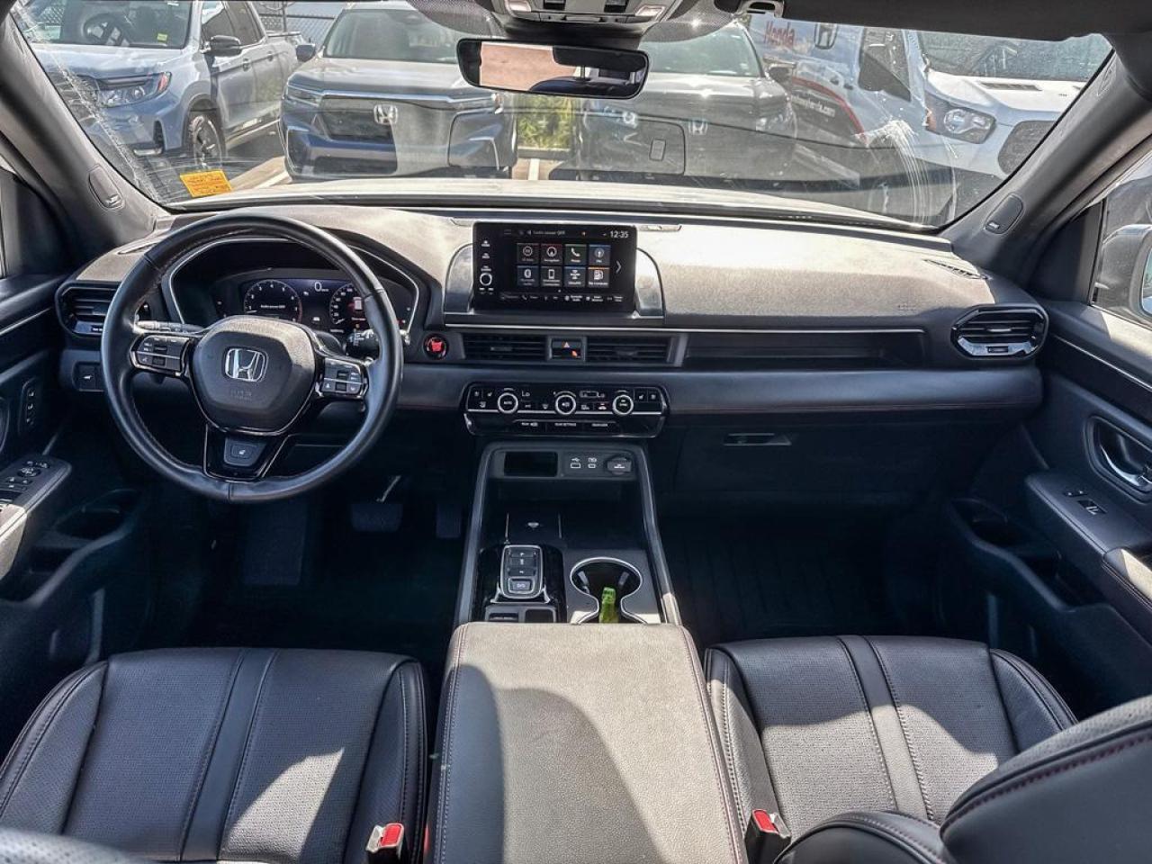 2025 Honda Pilot Black Edition Photo