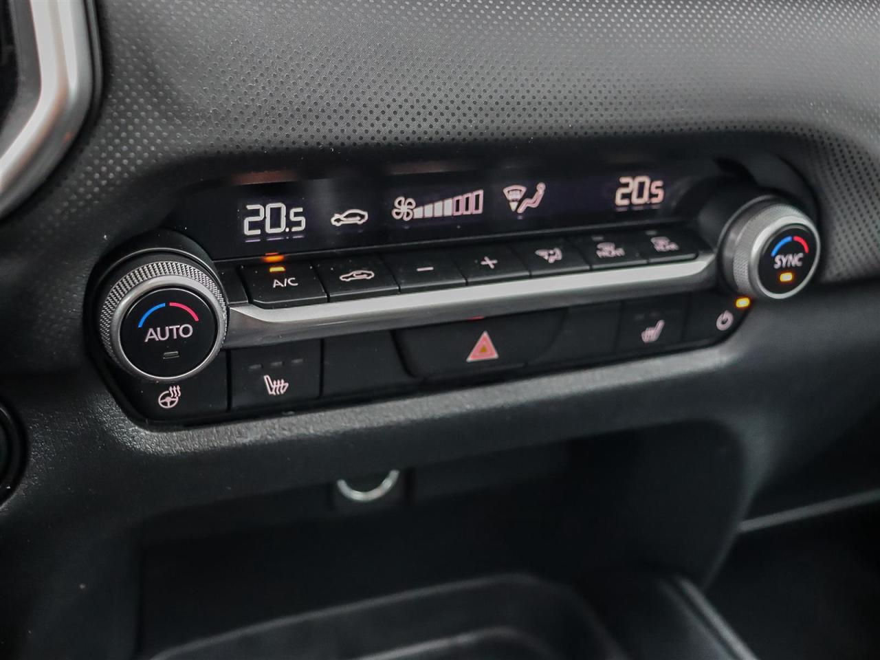 2023 Mazda CX-50 AWD PANORAMIC ROOF 1 OWNER CLEAN CARFAX Photo