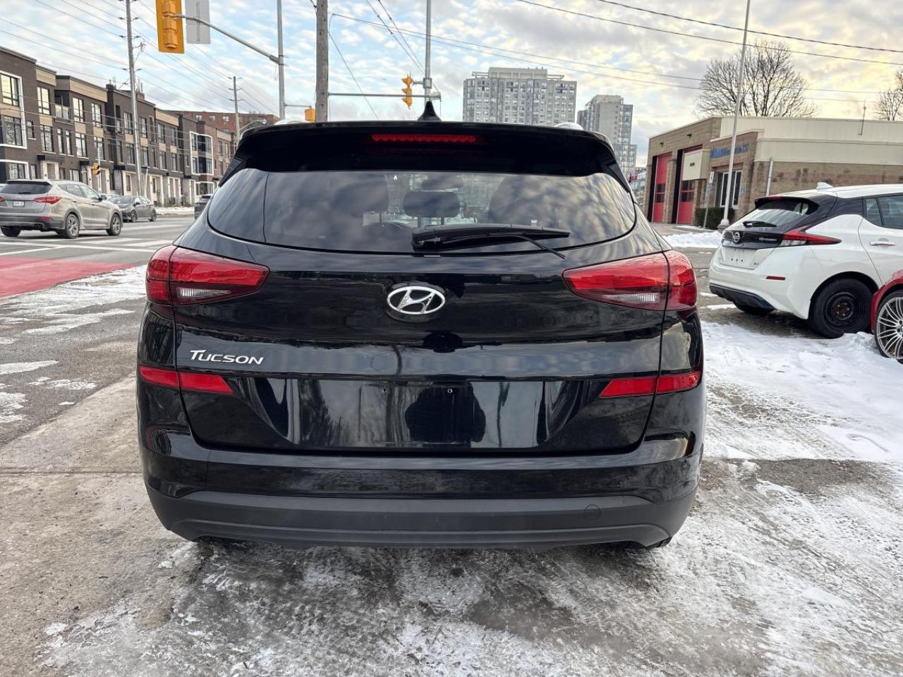 2021 Hyundai Tucson Preferred Extra Winter Tires Included Photo2