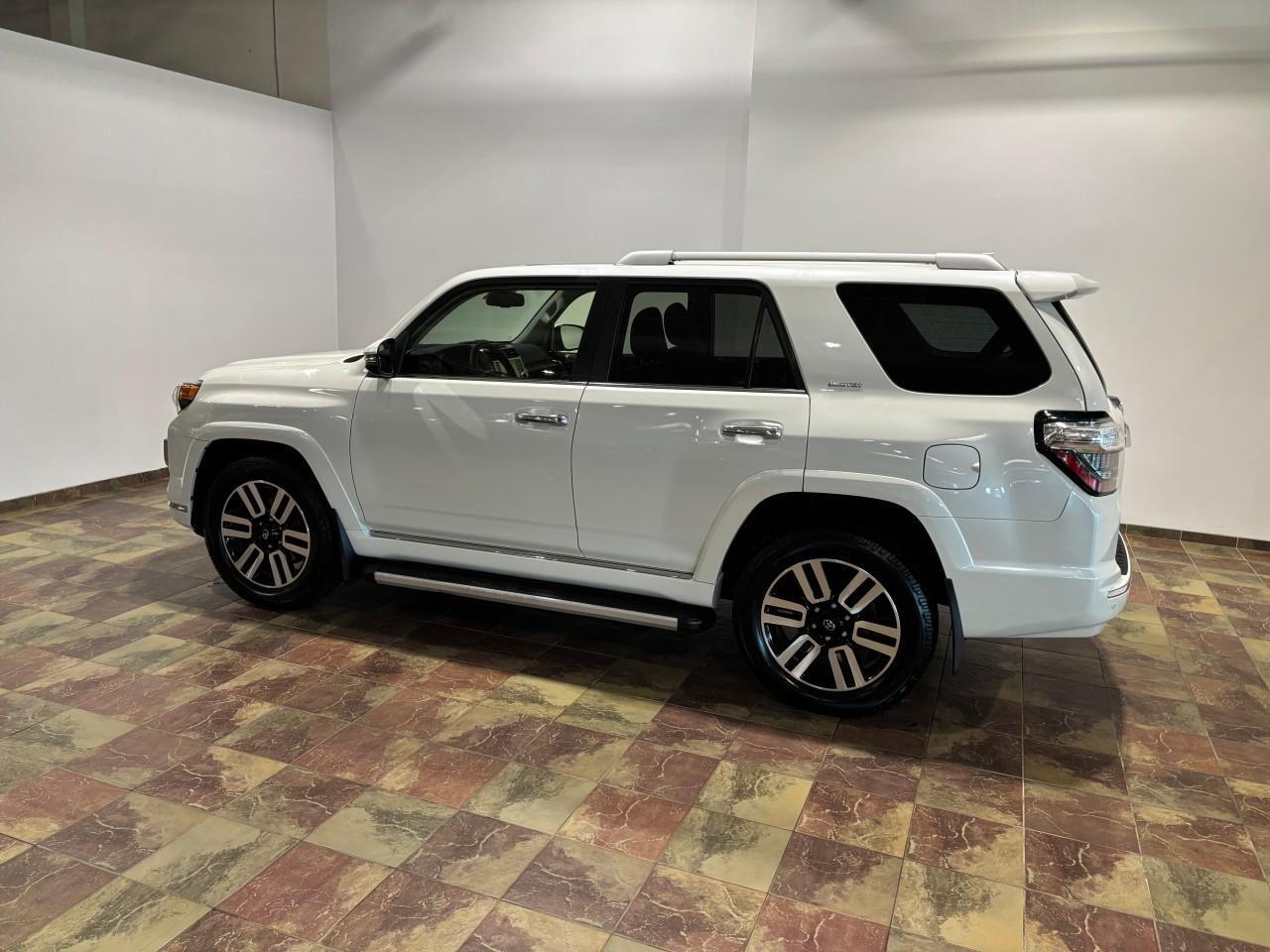 2022 Toyota 4Runner  Photo4