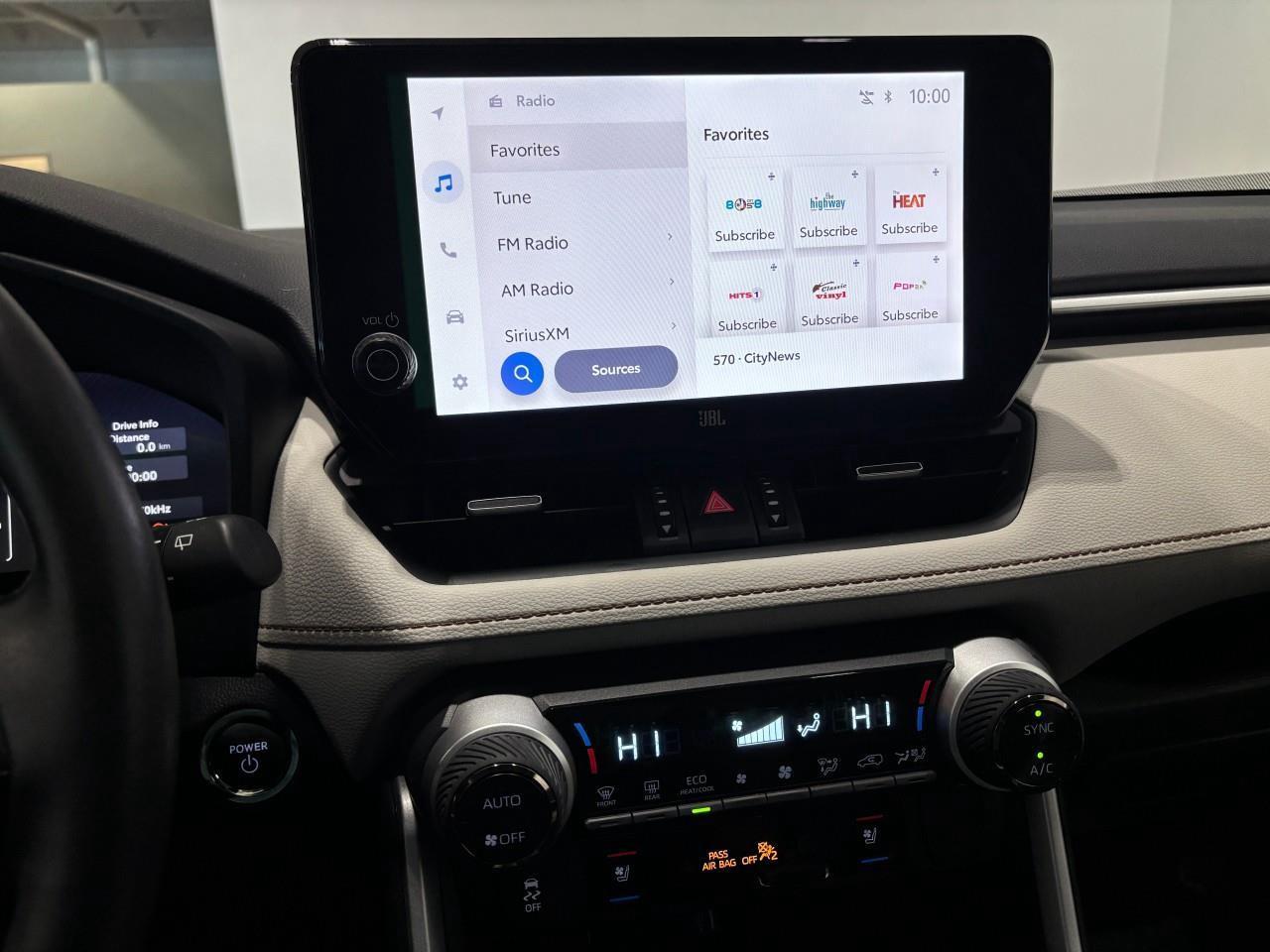 2025 Toyota RAV4 Hybrid Limited Photo