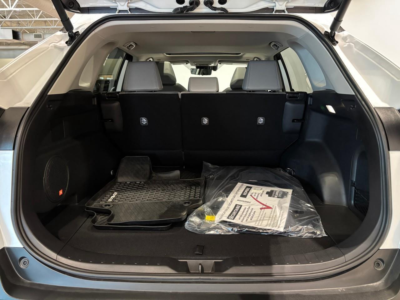 2025 Toyota RAV4 Hybrid Limited Photo