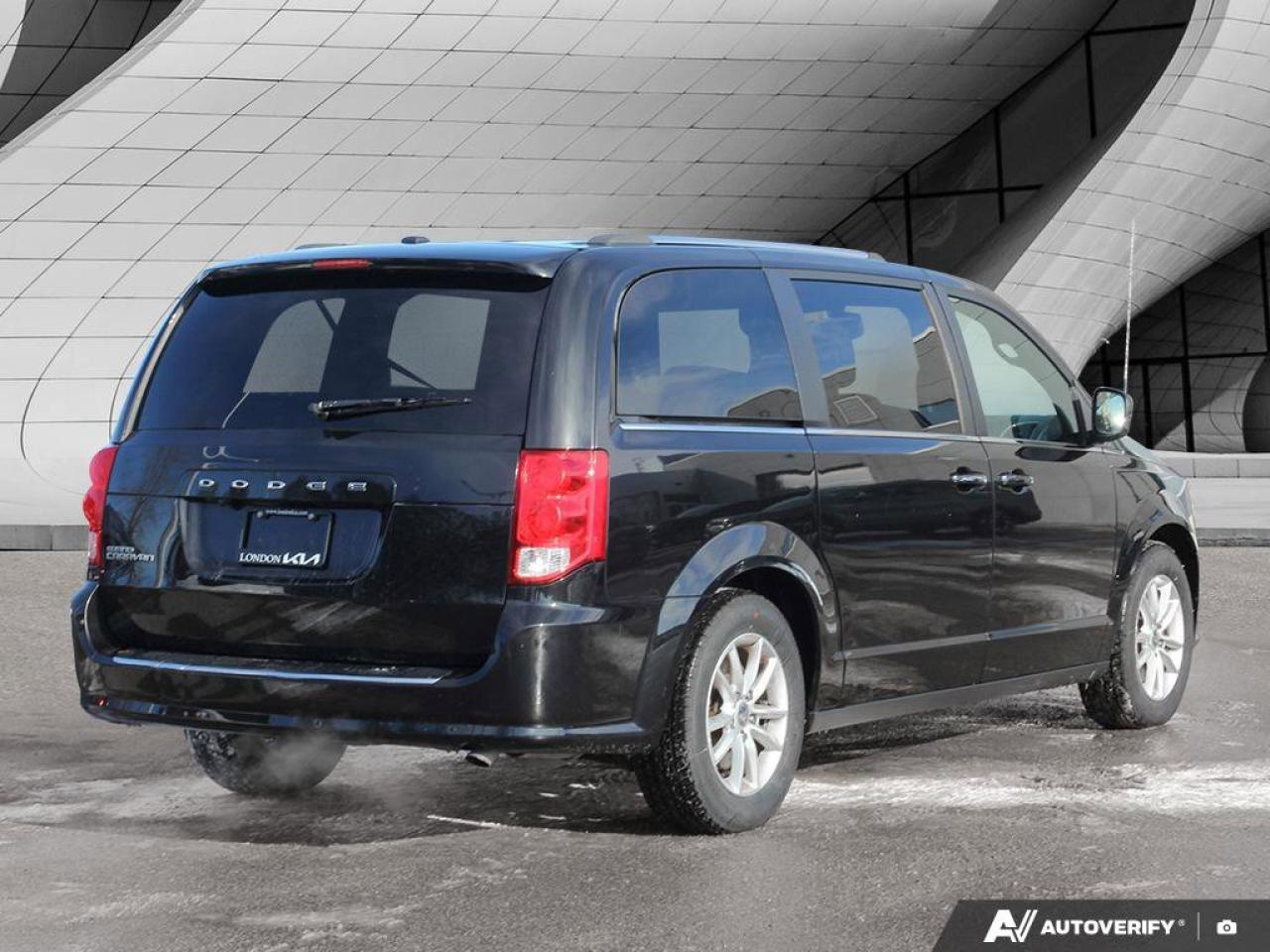 2020 Dodge Grand Caravan PREMIUM PLUS Photo