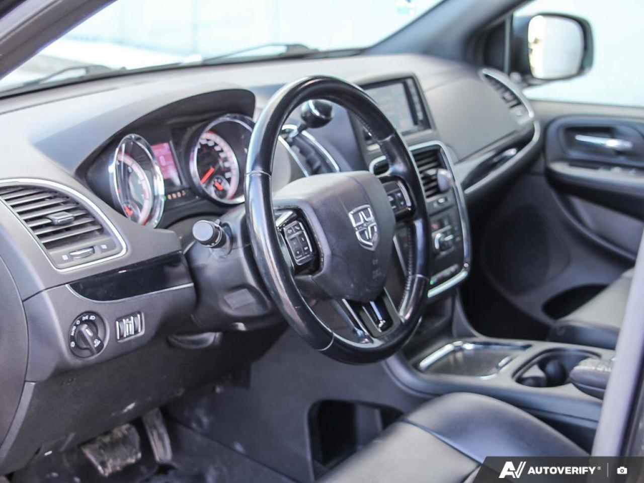 2020 Dodge Grand Caravan PREMIUM PLUS Photo