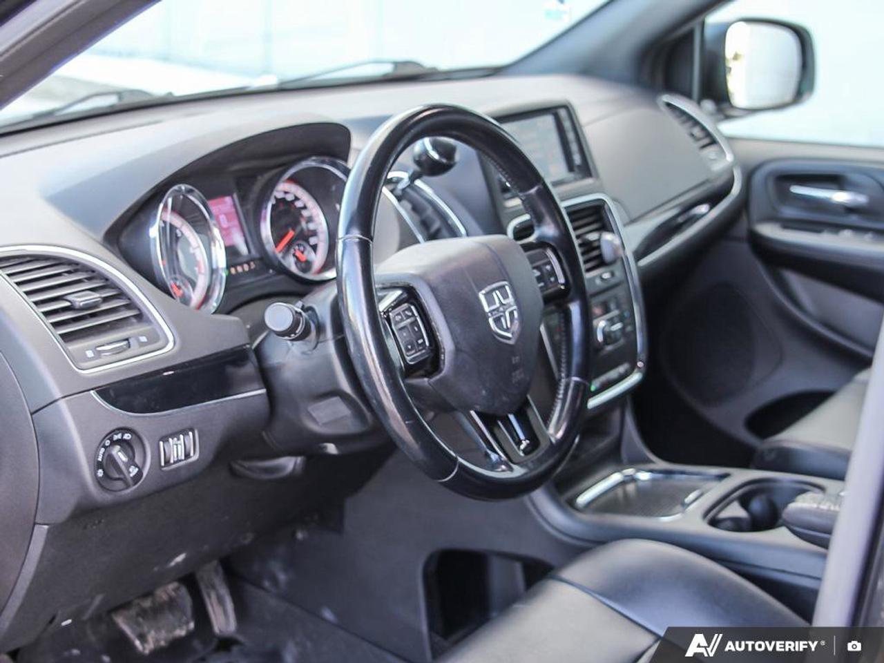 2020 Dodge Grand Caravan PREMIUM PLUS Photo