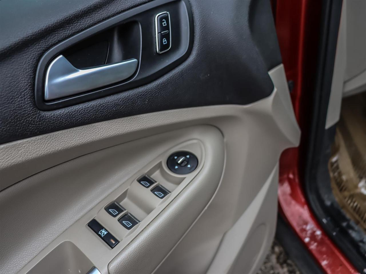 2015 Ford Escape SE 4WD Photo