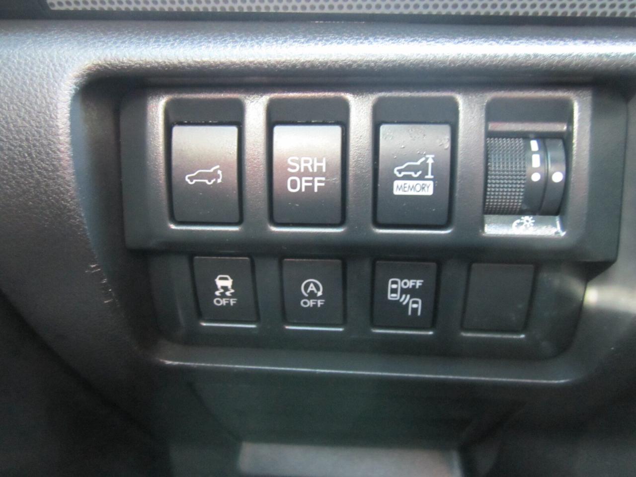 2020 Subaru Forester 2.5i Limited LEATHER NAV ROOF NO ACCIDENTS Photo