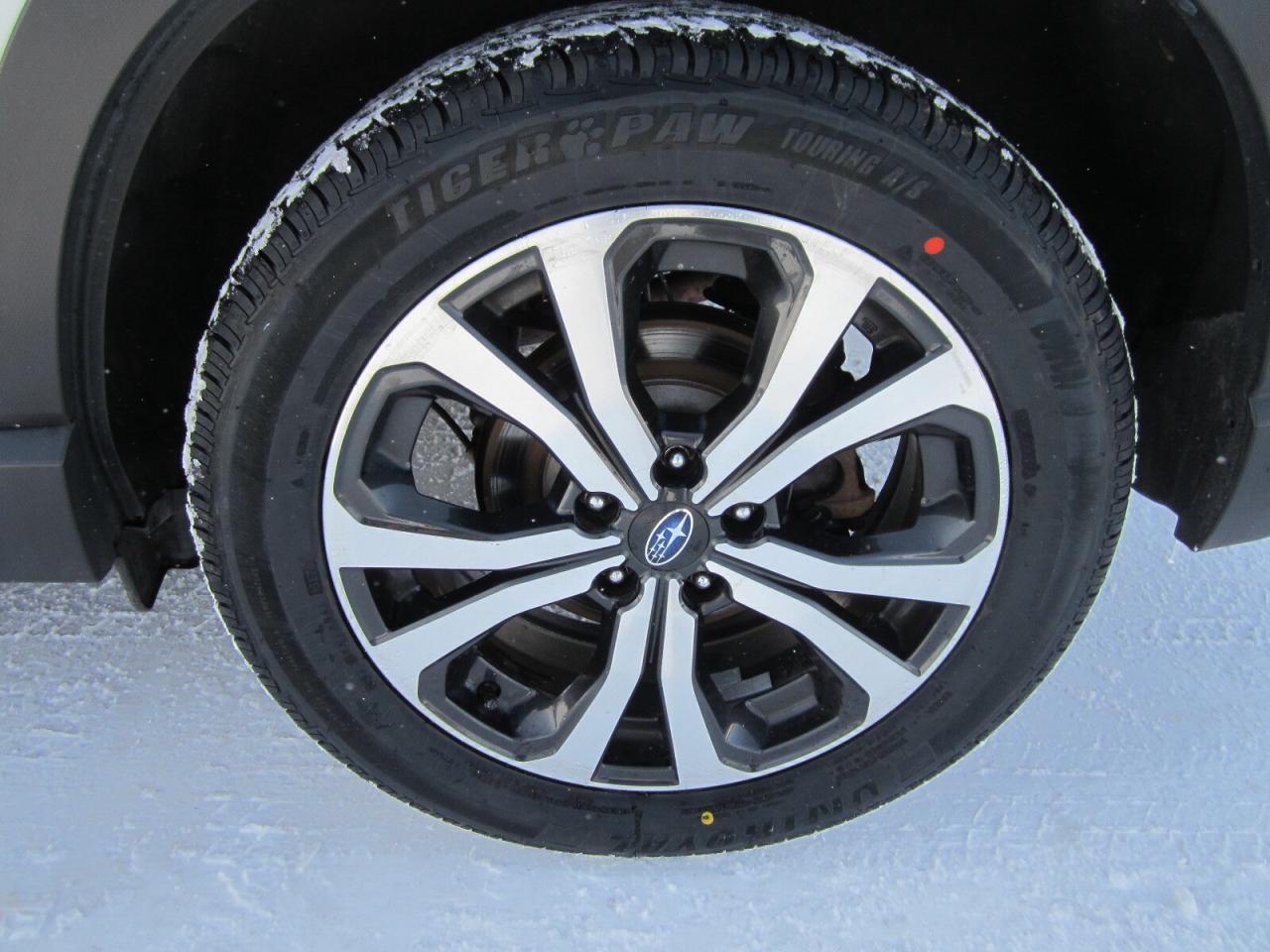 2020 Subaru Forester 2.5i Limited LEATHER NAV ROOF NO ACCIDENTS Photo