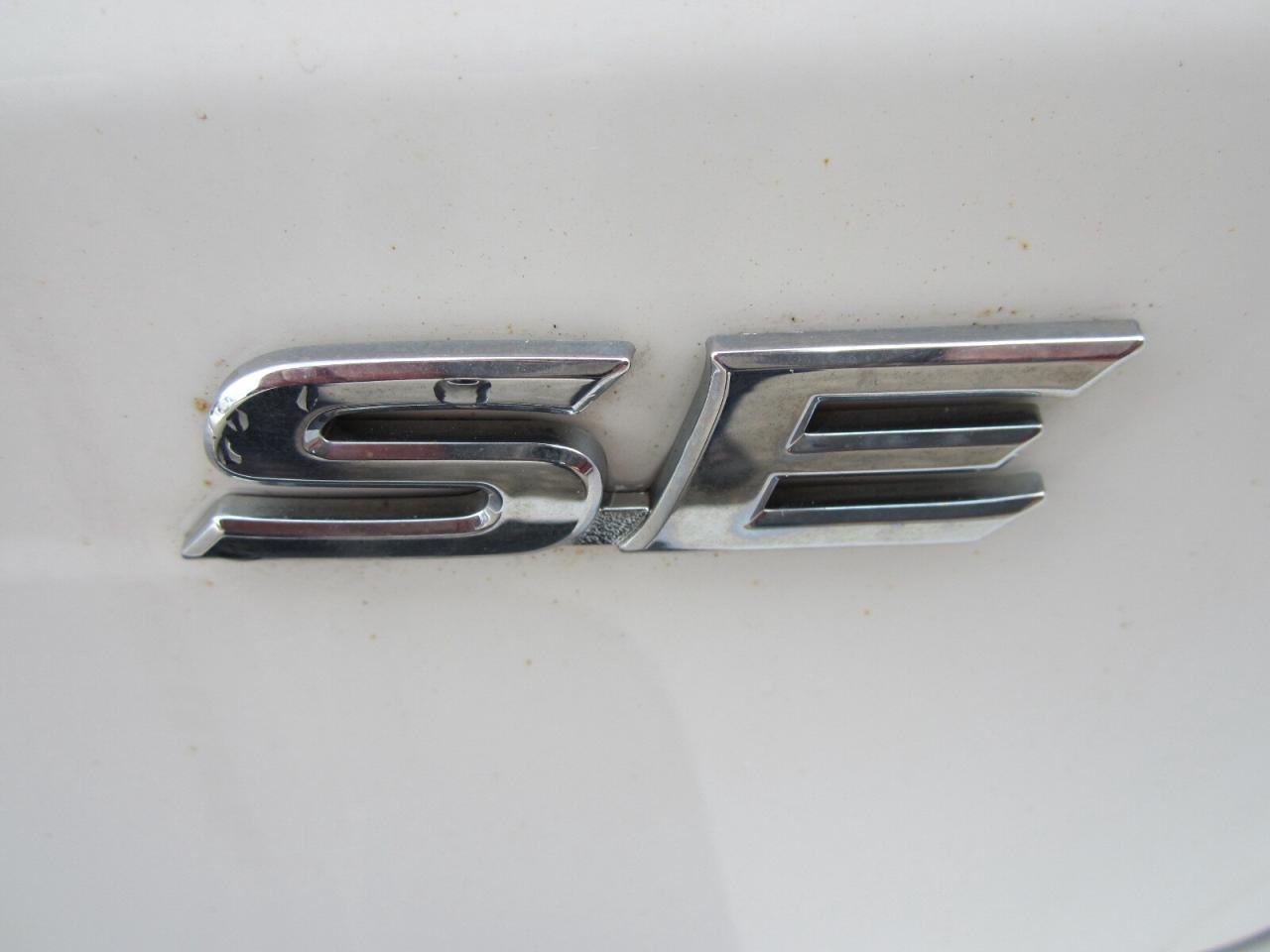 2018 Toyota Sienna SE 8-Passenger FWD 1 OWNER NO ACCIDENTS Photo