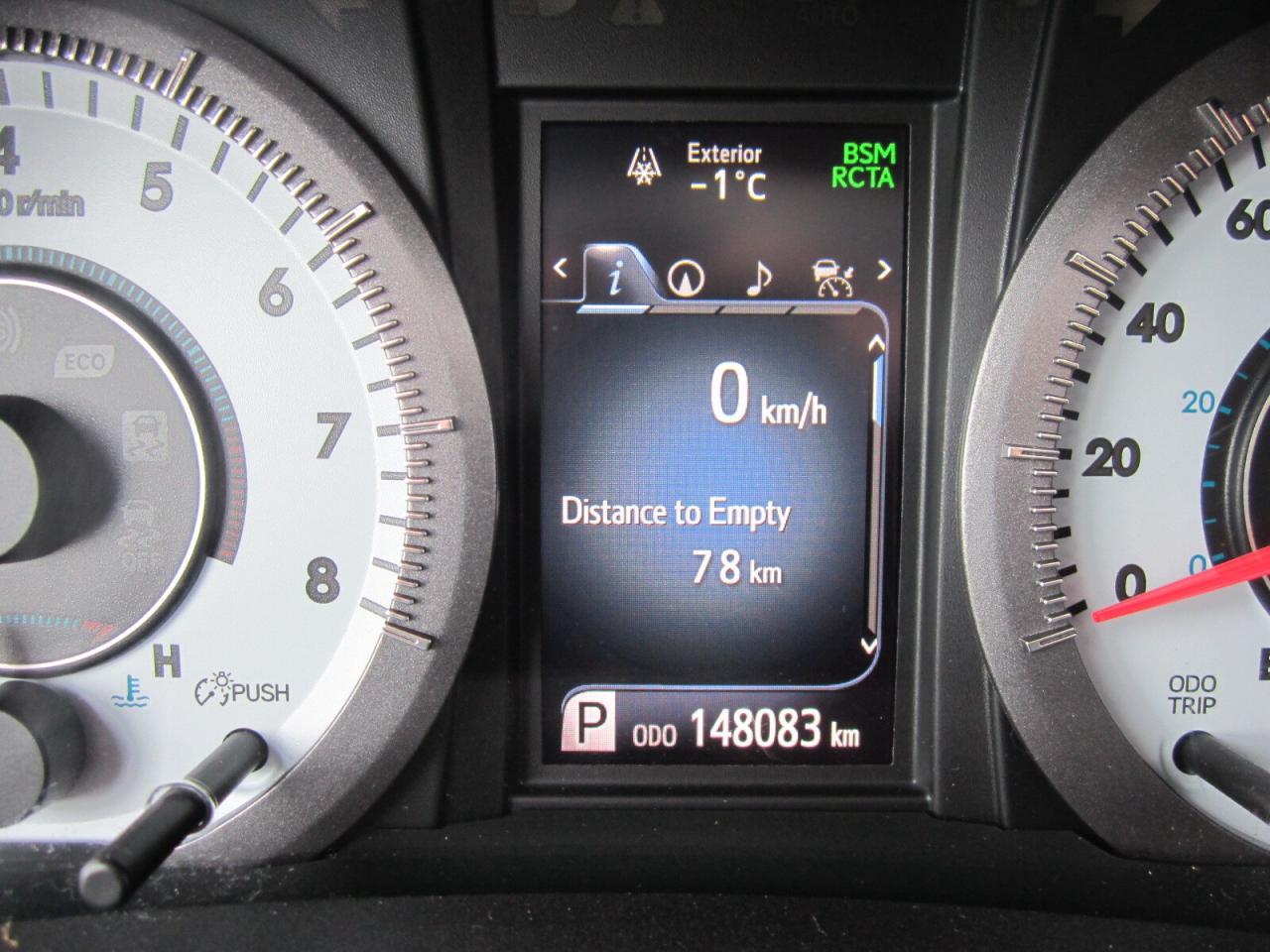 2018 Toyota Sienna SE 8-Passenger FWD 1 OWNER NO ACCIDENTS Photo