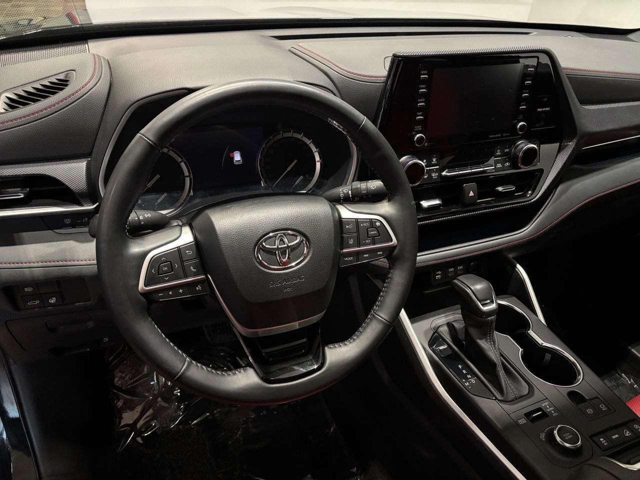 2022 Toyota Highlander XSE Photo