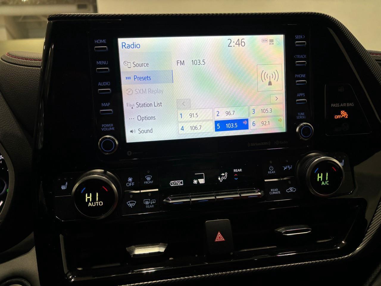 2022 Toyota Highlander XSE Photo