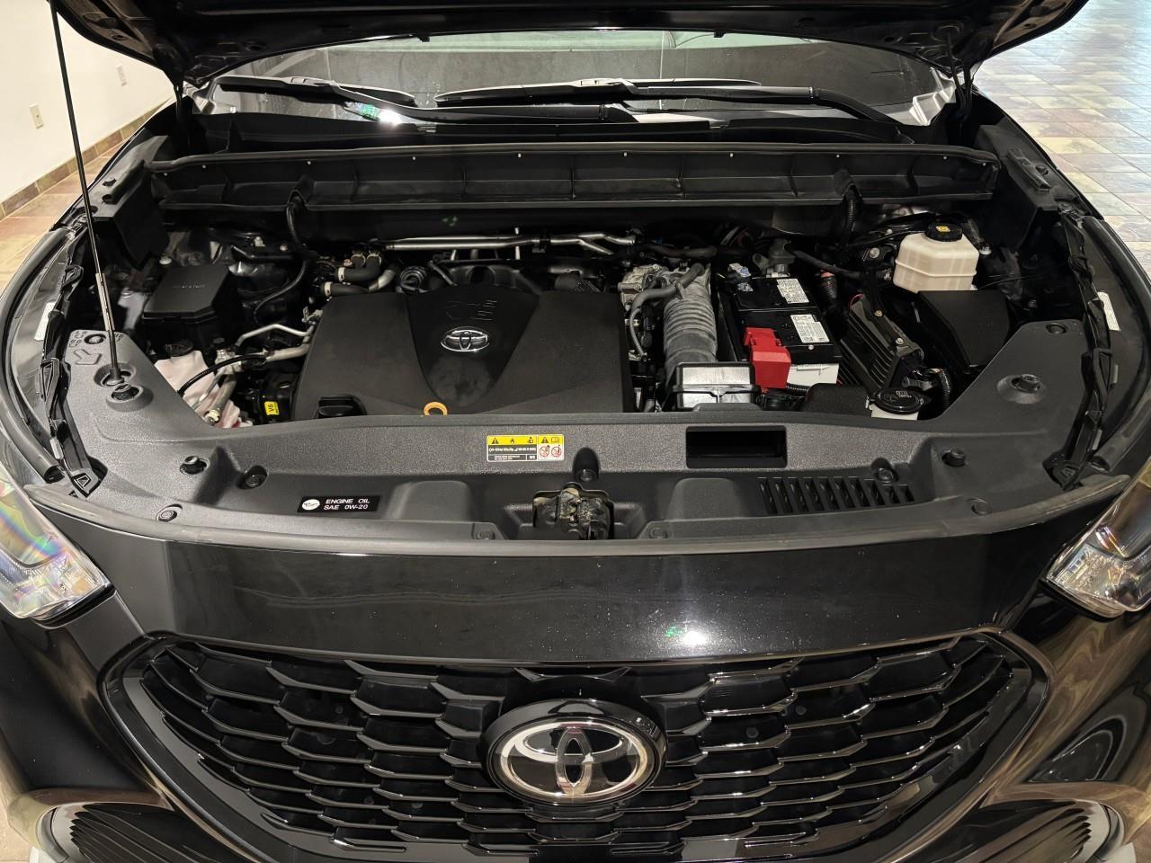 2022 Toyota Highlander XSE Photo