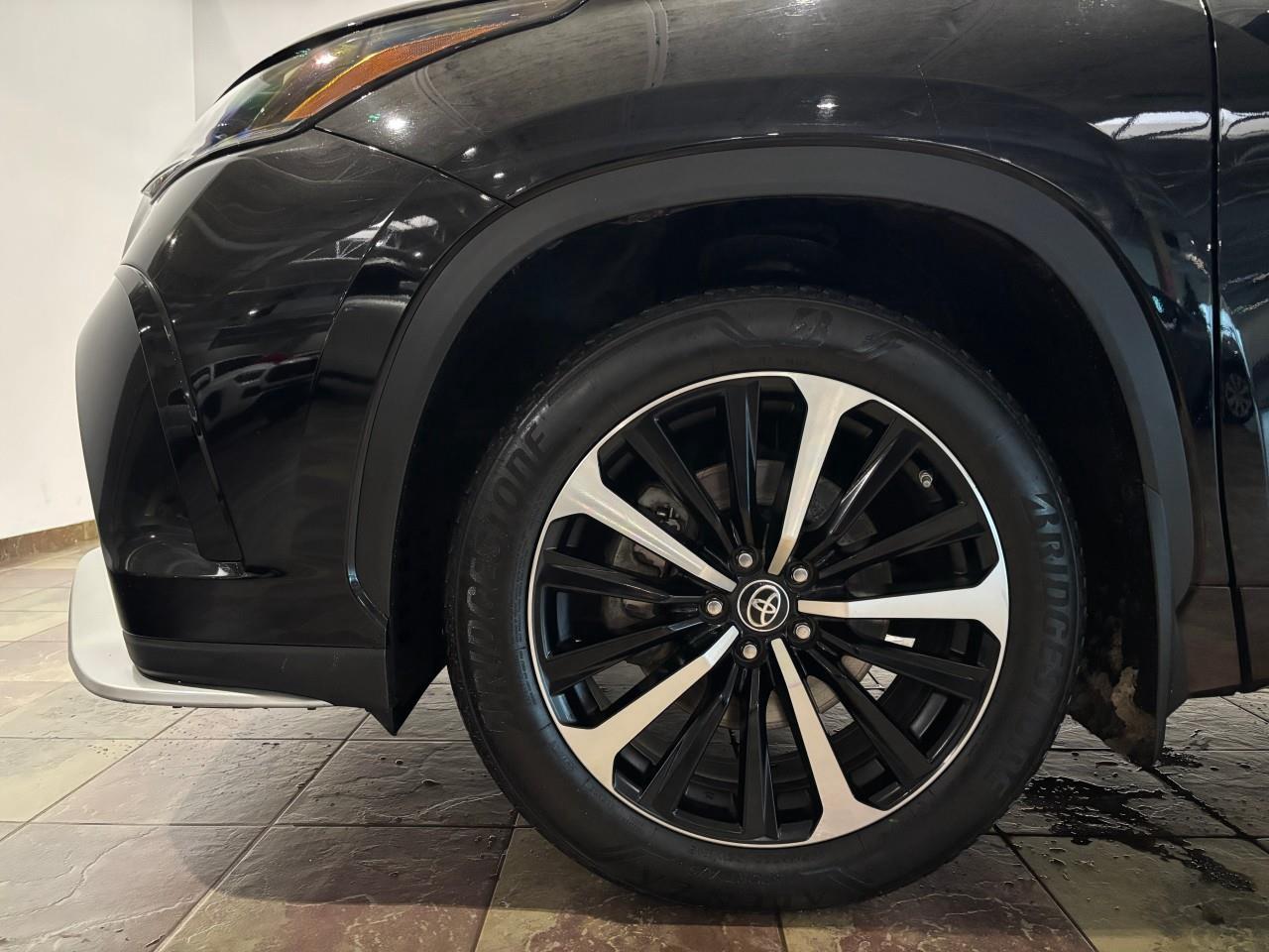 2022 Toyota Highlander XSE Photo