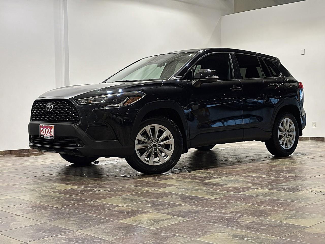 2024 Toyota Corolla Cross LE Photo