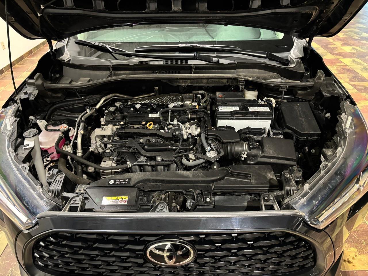 2024 Toyota Corolla Cross LE Photo