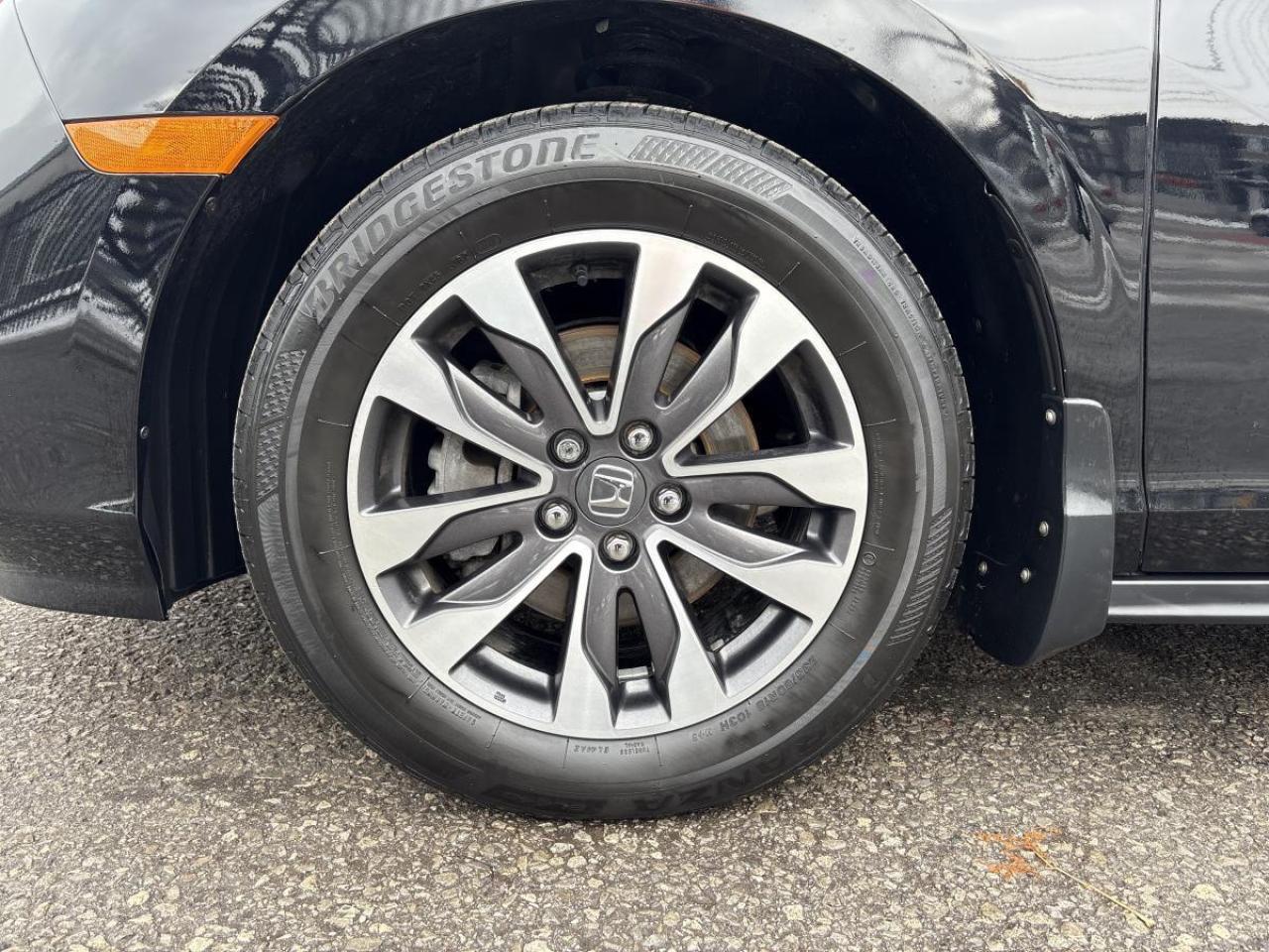 2022 Honda Odyssey EX-L w/Rear Entertainment System Photo