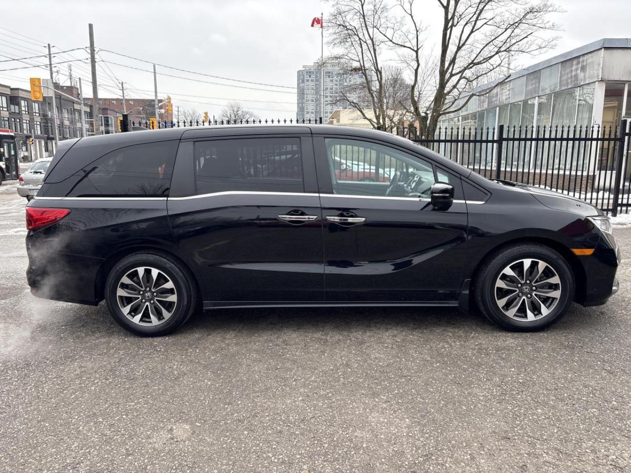 2022 Honda Odyssey EX-L w/Rear Entertainment System Photo