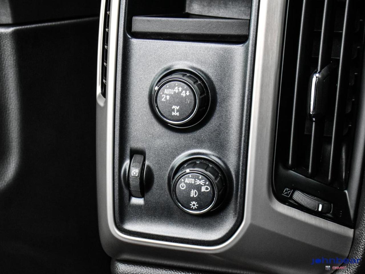 2017 GMC Sierra 1500 Denali Photo