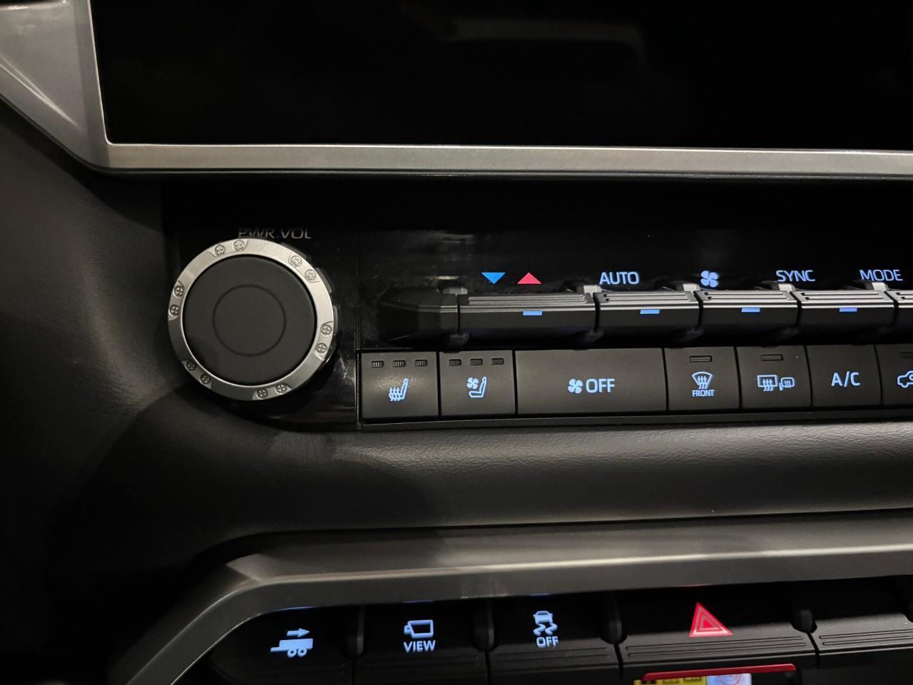 2023 Toyota Tundra Platinum Photo