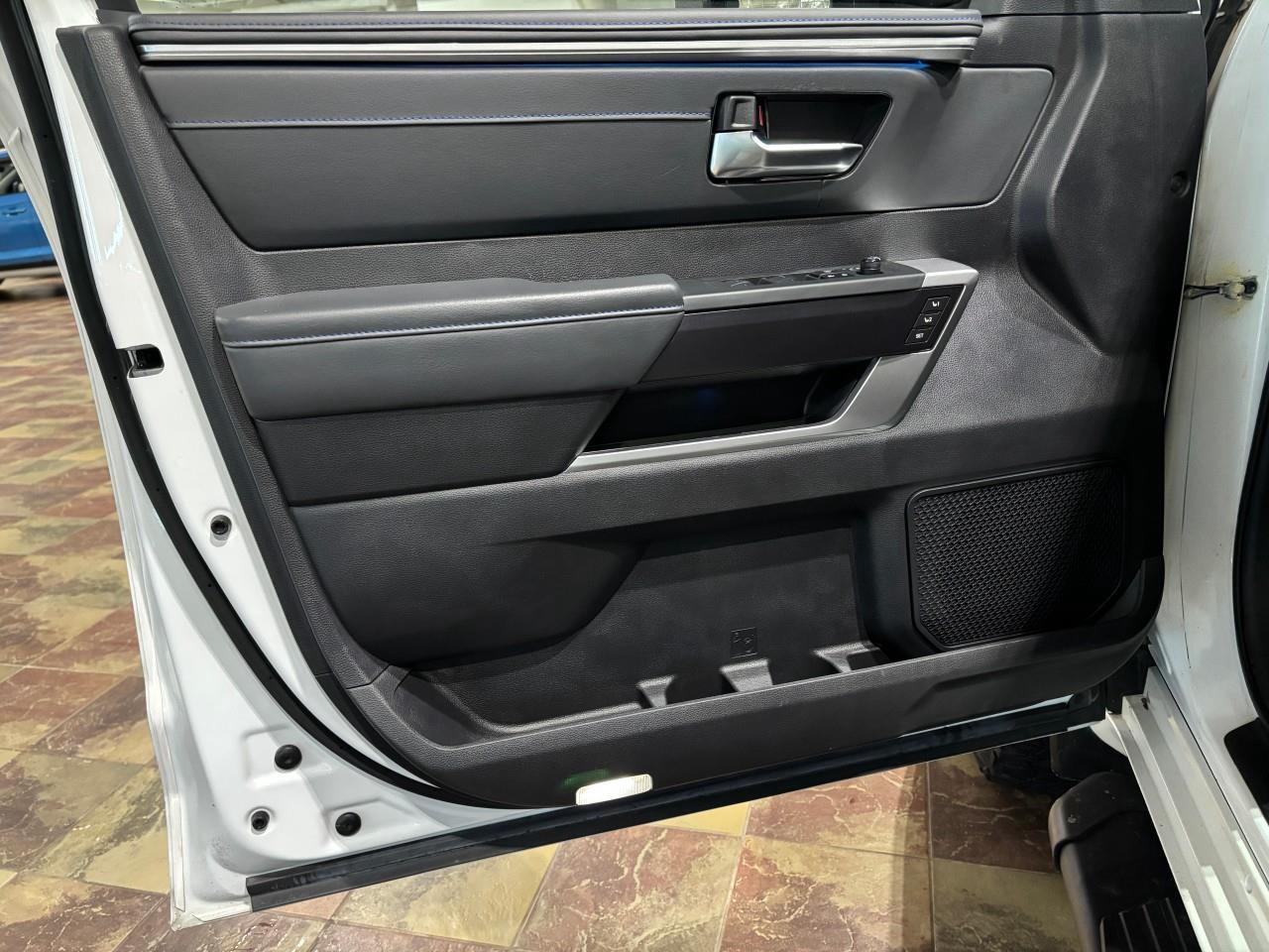 2023 Toyota Tundra Platinum Photo